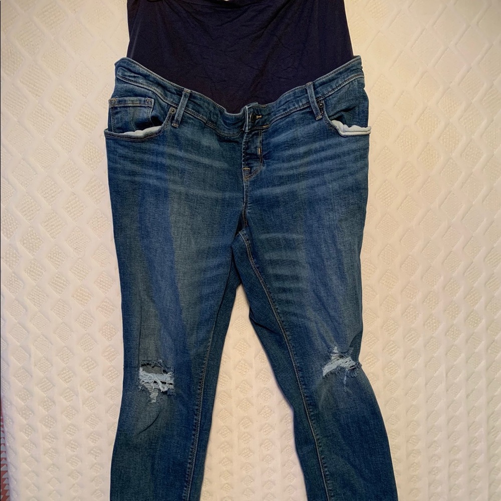 Old Navy Rockstar Super Skinny Maternity Jeans